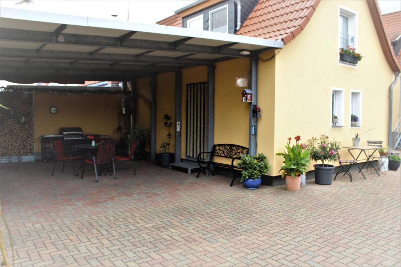 Kleines Zuhause Apartment มัคเดอบวร์ก ภายนอก รูปภาพ