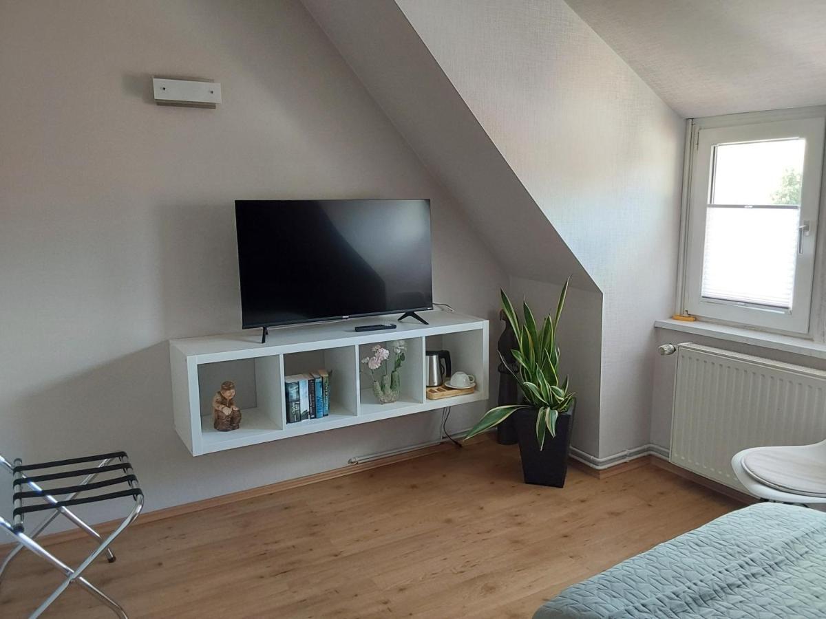 Kleines Zuhause Apartment มัคเดอบวร์ก ภายนอก รูปภาพ